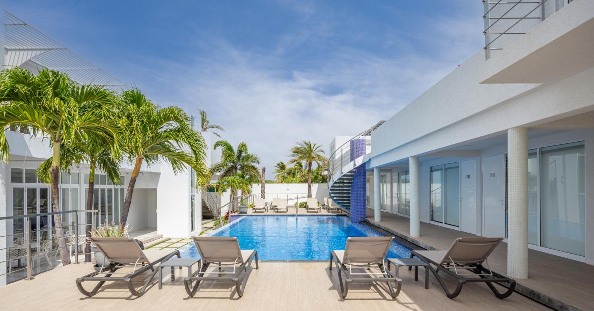 Ocean Z Boutique Hotel Palm Beach Exterior foto