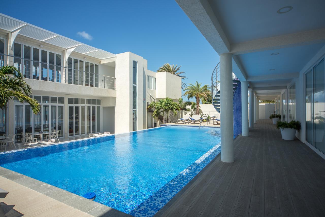Ocean Z Boutique Hotel Palm Beach Exterior foto