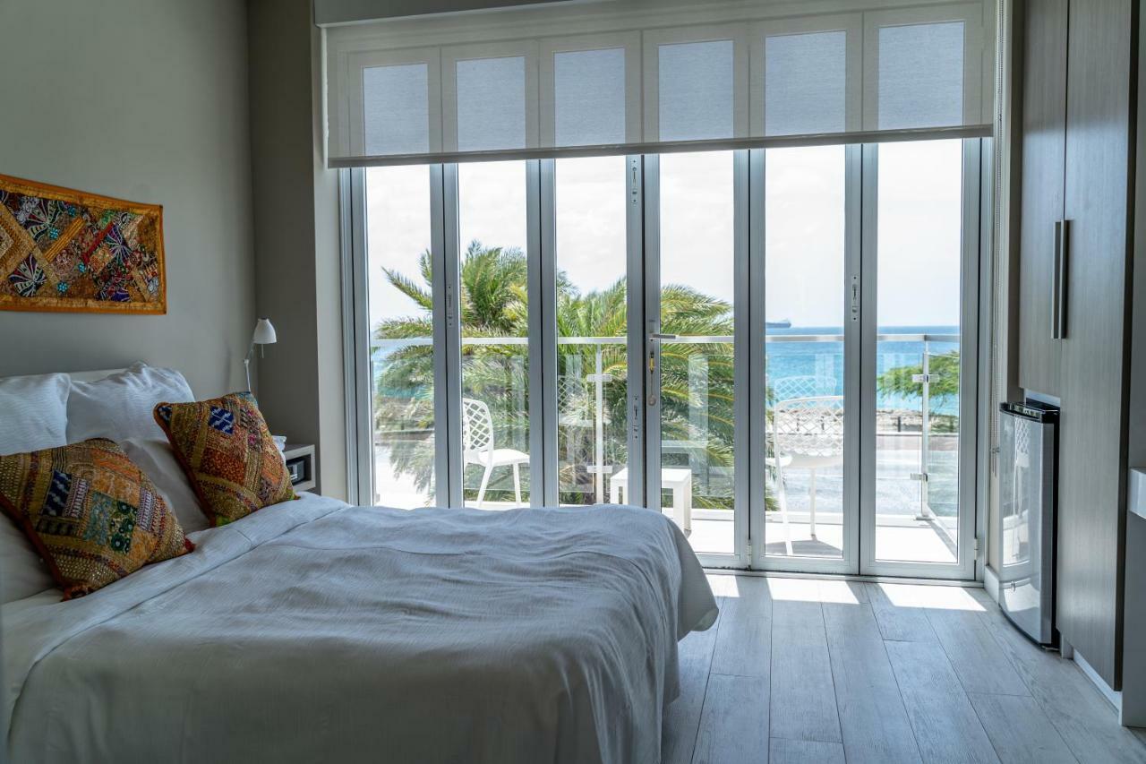 Ocean Z Boutique Hotel Palm Beach Exterior foto